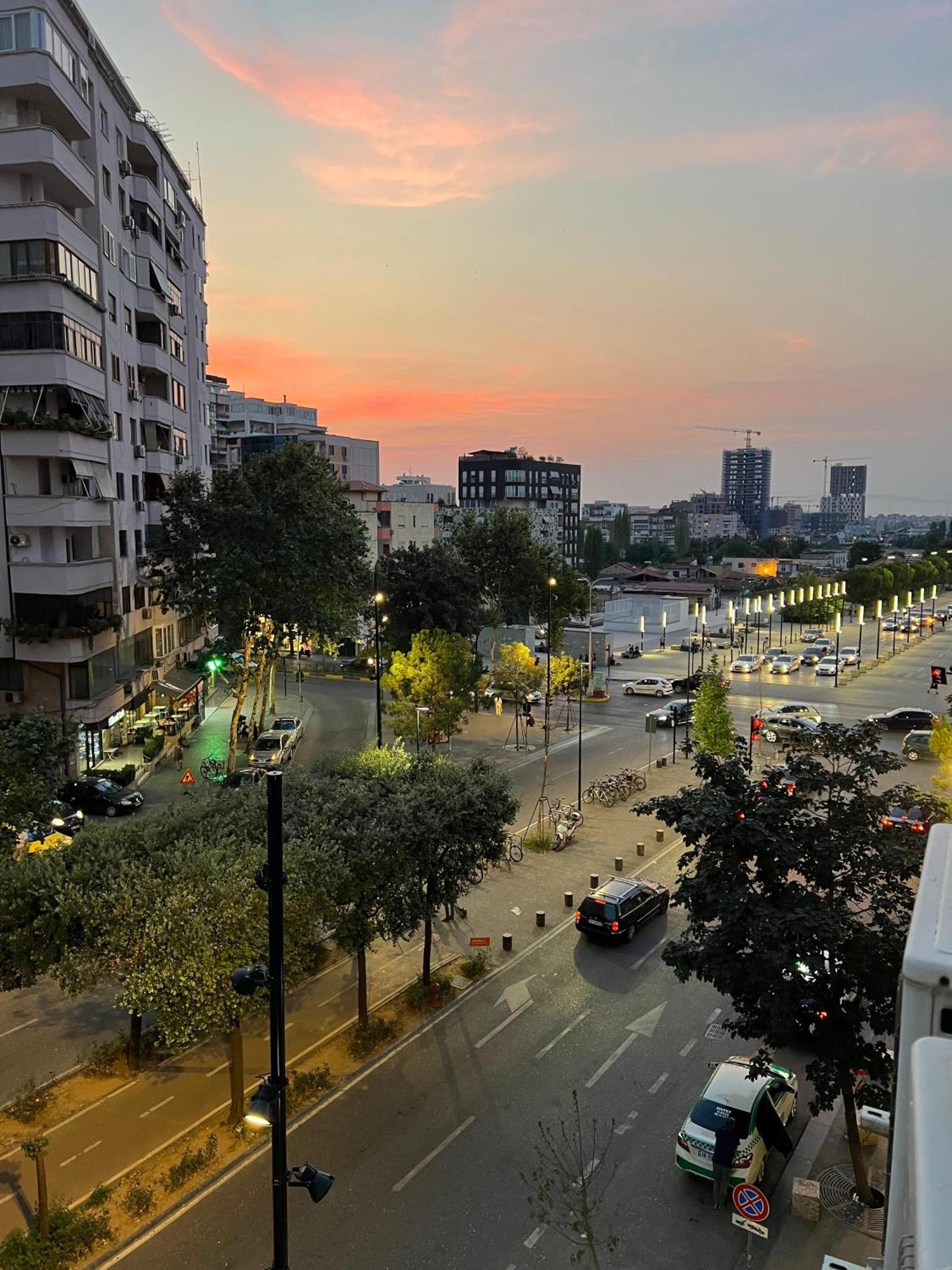 Skyline Studios Tirana Kültér fotó