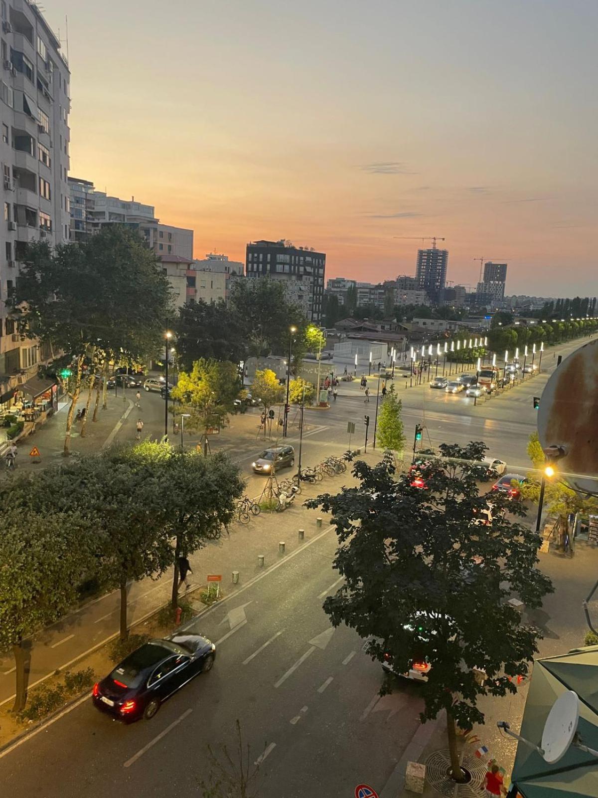 Skyline Studios Tirana Kültér fotó